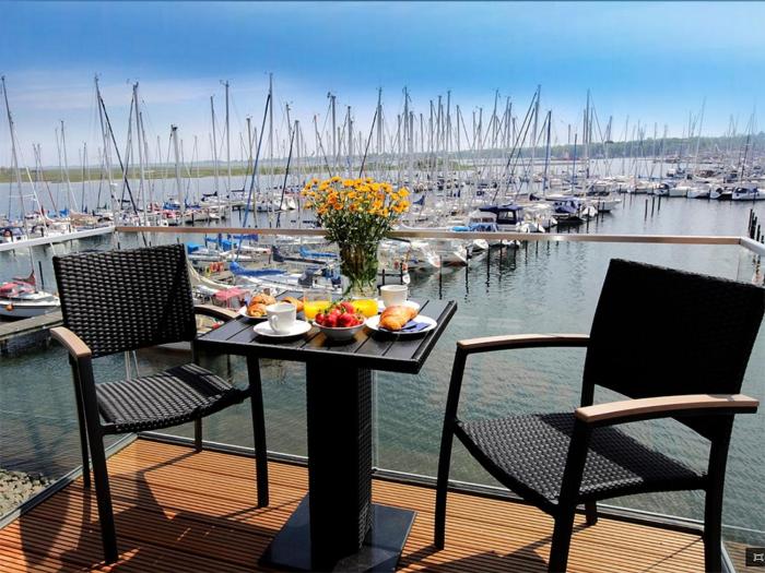 Ostsee - Appartement Nr 50 "Meerblick" am Yachthafen im Strand Resort