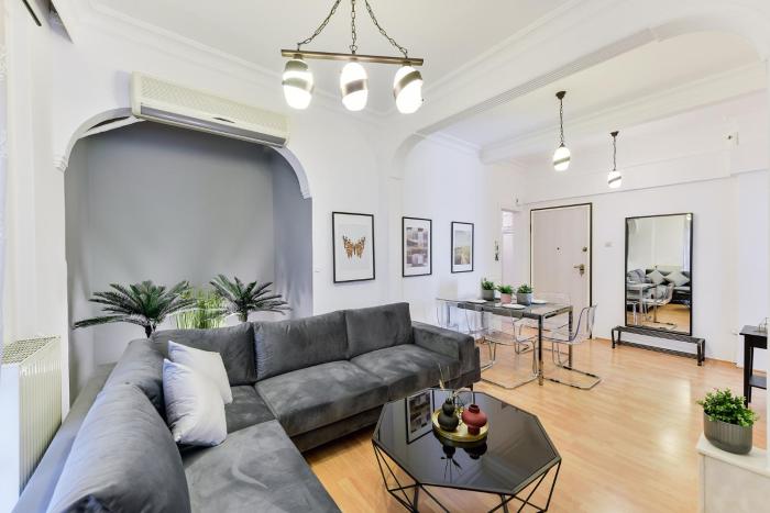 Porto Sea View Apartments - Mitropoleos