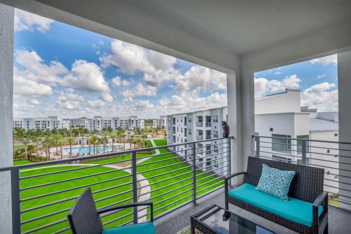 Cozy Condo Near Disney wPool View FREE WaterPark
