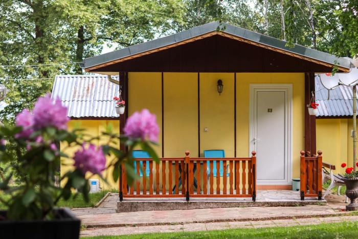 Bungalows Kamena in Kamena village