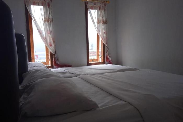 Yeski Homestay at Desa Wisata Bromo Mitra RedDoorz