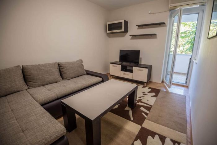 Mims apartment