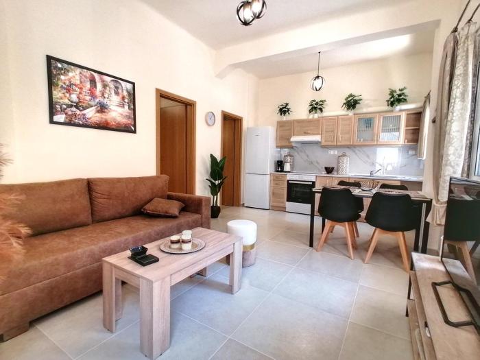 Alex Apartment, Cozy Place in Heraklion Center