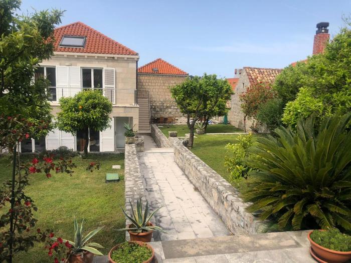Charming apartment for 3 pax in Cavtat