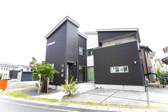 Shiga Lakeside Villa in Minamishinbo