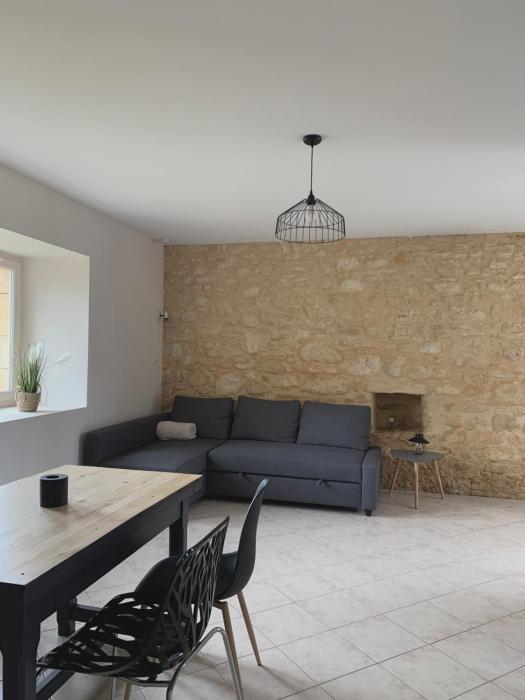 Maison chaleureuse à la campagne