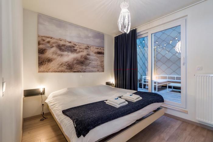 Fully new app w 2 terraces at a superb location!