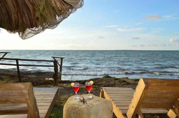 Palmar del viento cabaña frente al mar