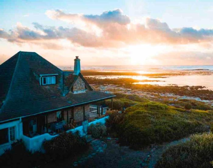 Lorelei On The Beach