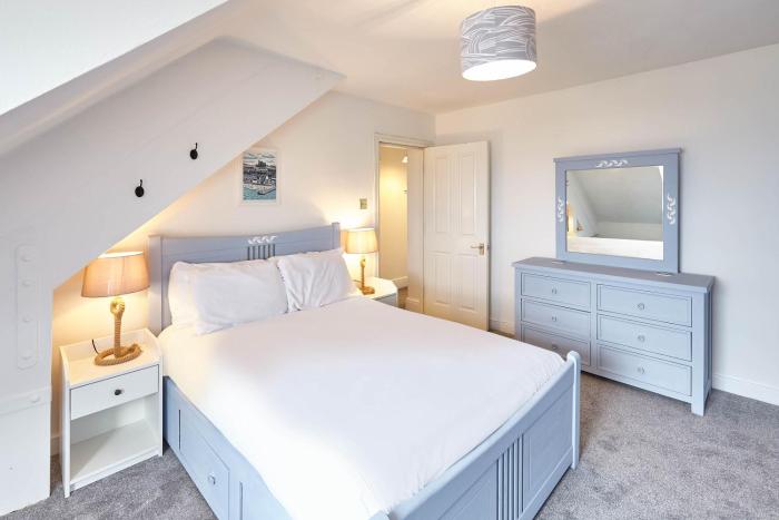 Host & Stay - The Whitby Pearl