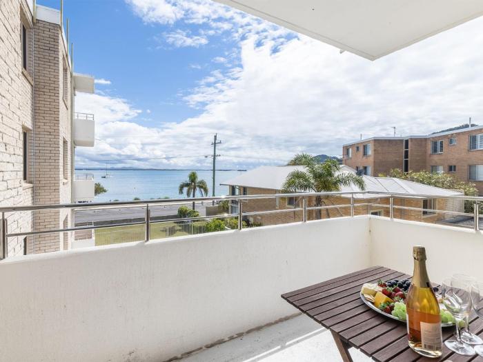 Del Rae 6 25 Shoal Bay Road