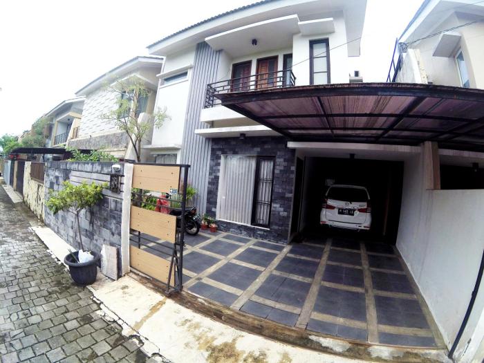 Godean Living Homestay Jogja Family only