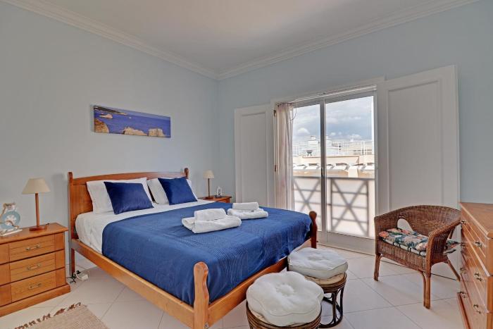 Vilamoura Main Avenue by Homing