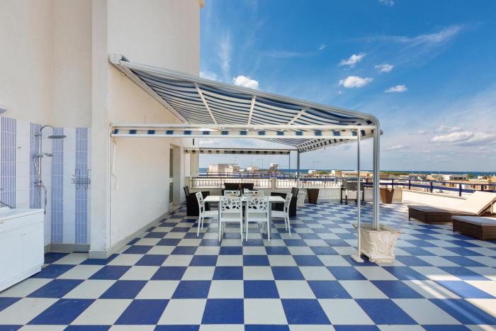 Attico Primavera by BarbarHouse