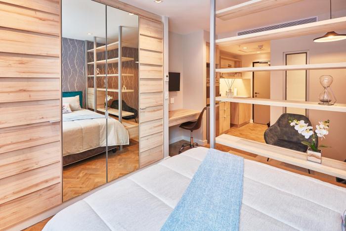 Alimama Spaces: The Chelseas Foreshore Place