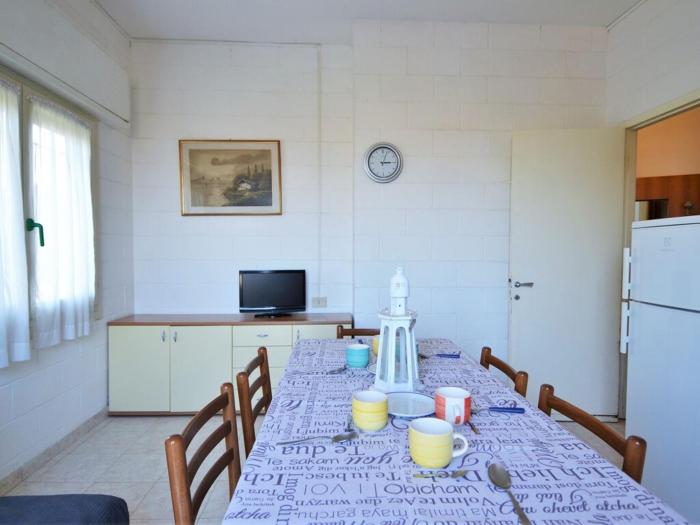 Apartment in Rosolina Mare with garden