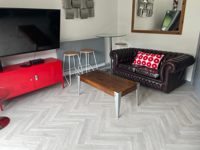 B16 Arena Central - 3 Bedrooms, 2 Bathrooms, Parking Space - Private Apartment - 欢迎