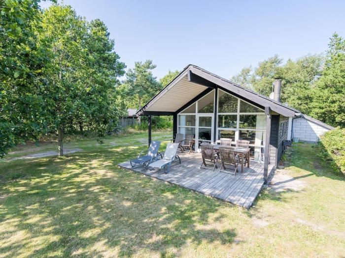 6 person holiday home in Nørre Nebel