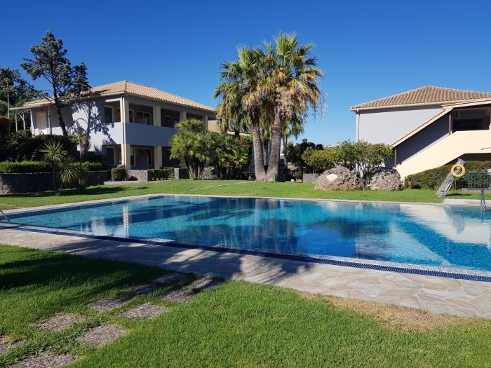 Asteraki ApartHotel