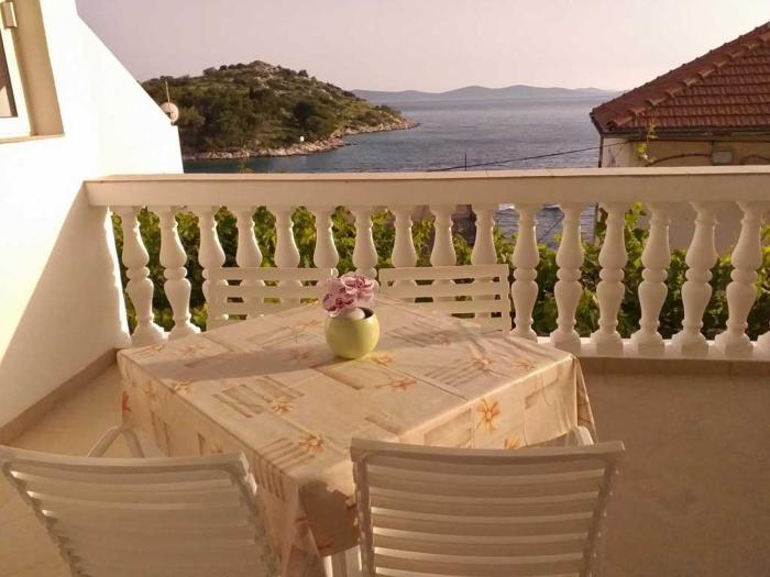 Apartment in Tribunj with sea view balcony air conditioning WLAN 50351