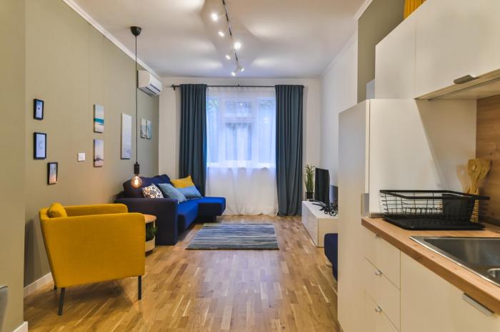 Pieces of Nature in a Stylish One-bedroom Flat by Flat Mаnager