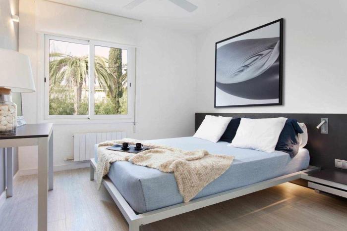 SITGES BLANCSUBUR · Soleado y Moderno