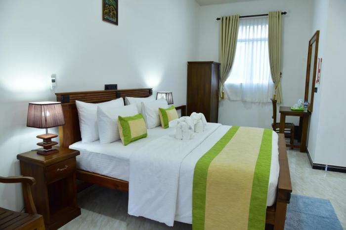 L S Lanka Hotel Dambulla