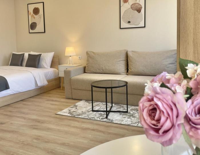 Elegant Studio for 4 Guests in City Center