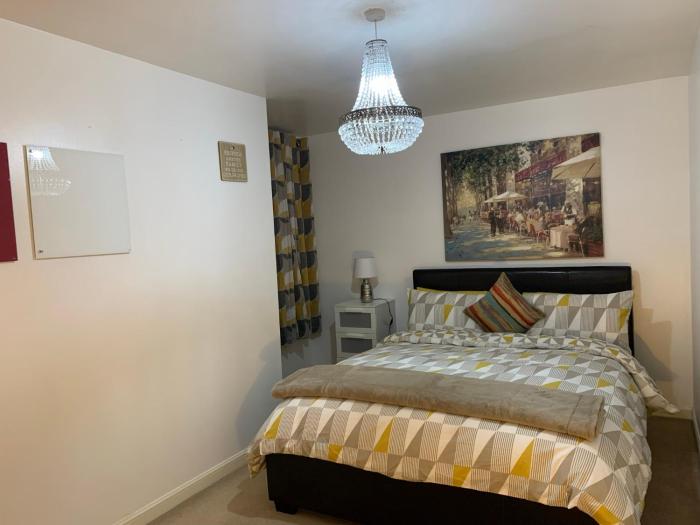 Holland drive 2 bedroom flat