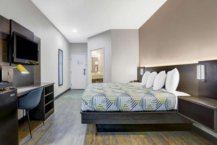 Motel 6-Weatherford, TX