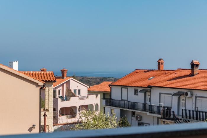 MARINA VIEW APARTMENT