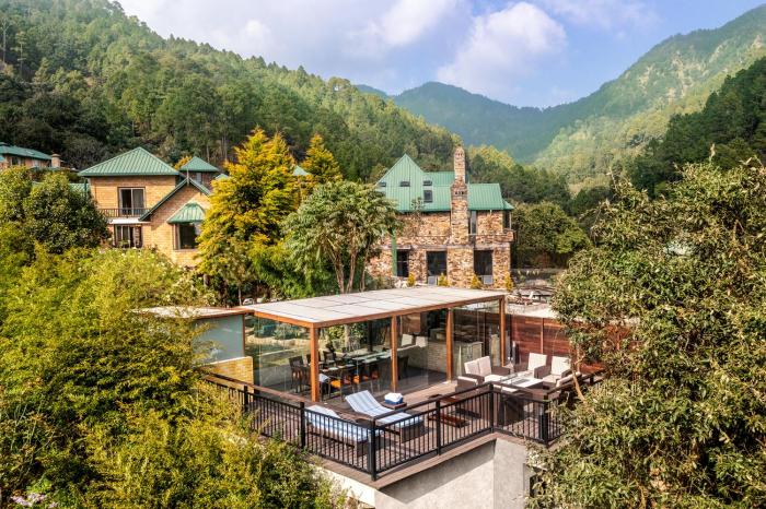 Divyam From BYLOO- Private Villa near Nainital