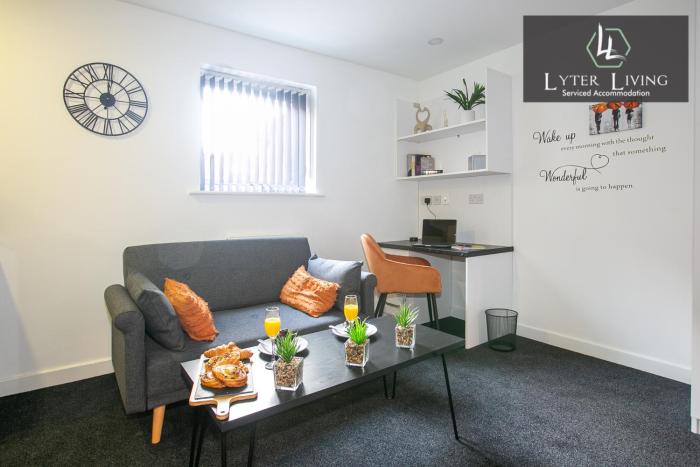 Leicesters Lyter living Serviced apartments Opposite Leicester Railway Station