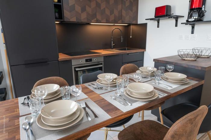 Cocooning tower - Fairytale Factory