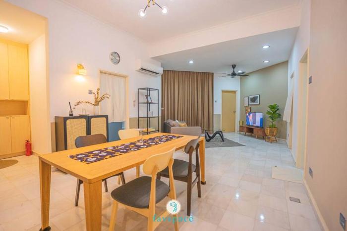 Doorstep - Sunway Putra Mall - Close to PWTC for 4