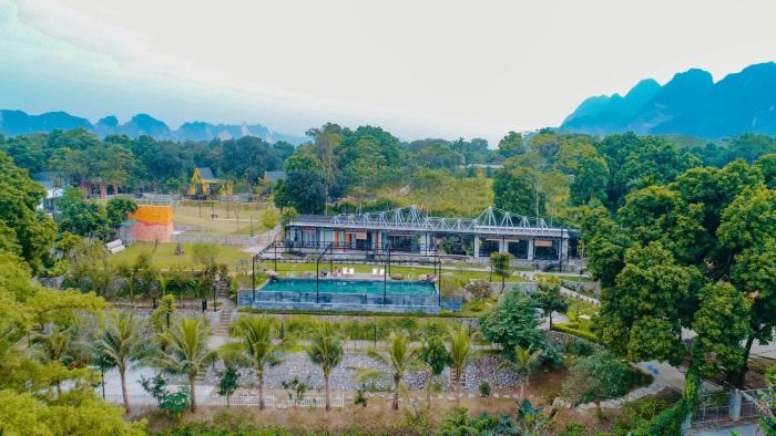 Akechis Garden Hòa Bình - Venue Travel
