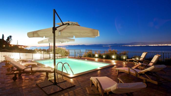 Apartments Paula - with pool and sea view