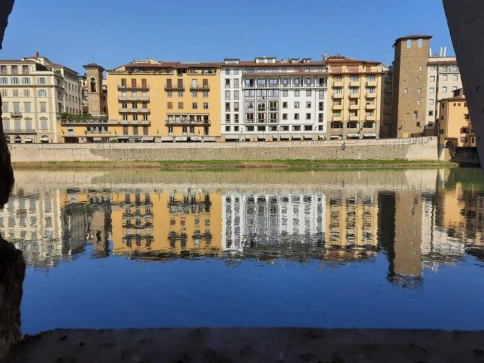 The secret window on the river Arno
