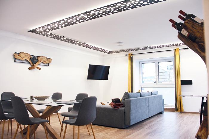 Laurentia Penthouse Apartment