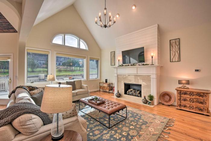 Chic Sky Valley Resort Home on Golf Course!