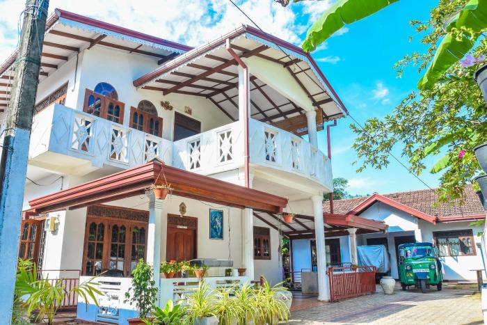 Rashmi Home Stay