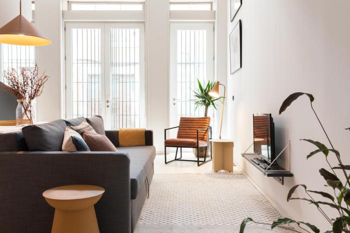 VIVA Miragaia Downtown