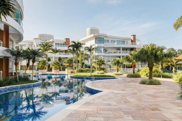 Marine Home & Resort - Cobertura 4Q pé na areia