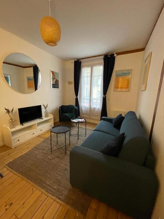 Le « Blanc Bleu »-charmant 2 pièces 3 min Gare