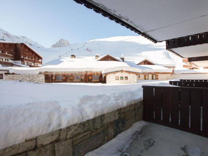 Apartment Chalet Club - Val Claret-1 by Interhome