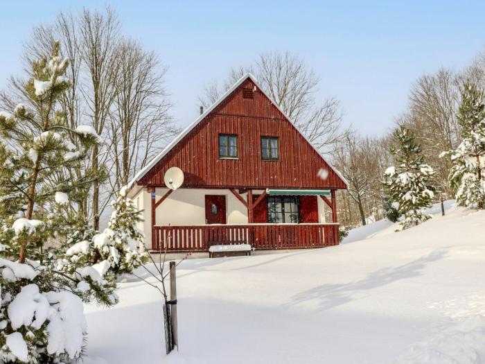 Holiday Home Holiday Hill 67 by Interhome