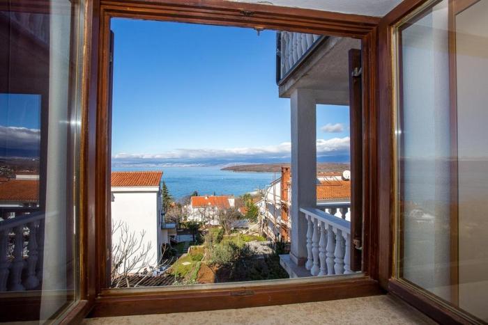Apartment in Njivice with sea view, balcony, air conditioning, WiFi 4687-1