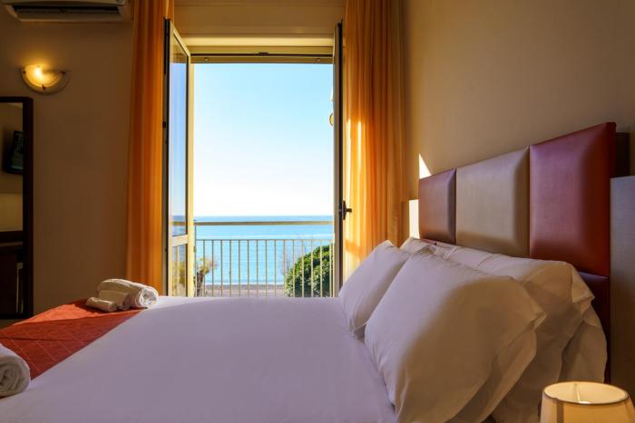 Hotel Tirreno