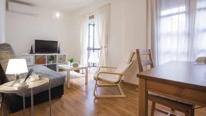 La casa de los Becquer by Toledo AP