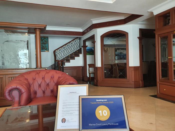 Marina Court Luxury Penthouse